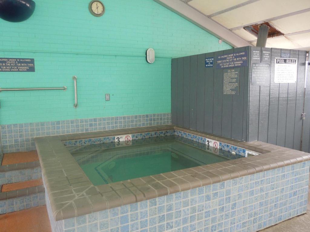 Seahawk Motel Virginia Beach Buitenkant foto